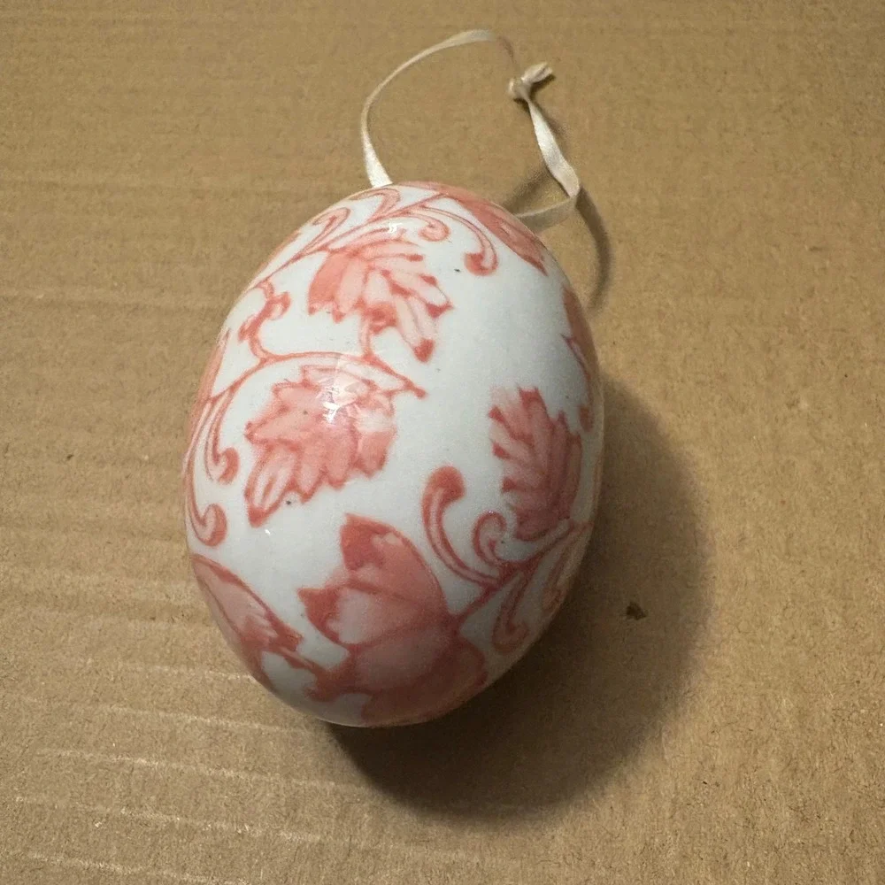 Galeria Home Ceramic Egg Ornament‎ Pink Floral Design Hanging